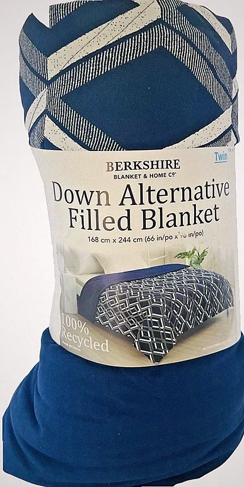 Berkshire Down Alternative Filled Blanket Twin Size 66" X 96"