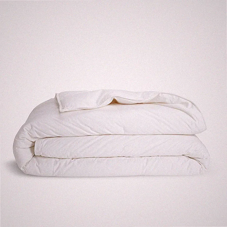 Brooklinen All-Season Down Alternative Comforter Size Full/Queen Retails $289