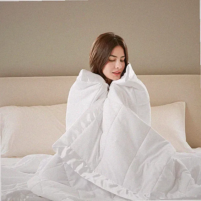 Madison Park Windom Full/Queen Microfiber Down Alternative Blanket White NWT