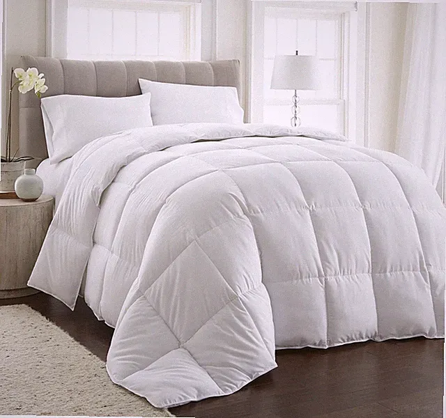 Medium/Light Warmth Down Alternative Comforter Duvet Insert w/ Corner Tabs